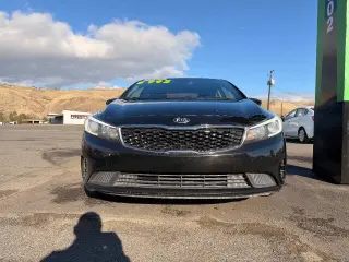 2017 Kia Forte
LX