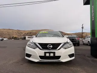 2017 Nissan Altima
2.5 S