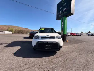 2016 Kia Soul
Base