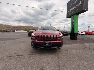 2017 Jeep Cherokee
Limited