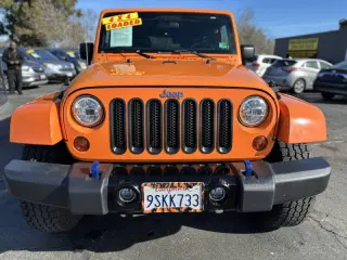 2012 Jeep Wrangler Unlimited Sahara