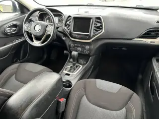 2017 Jeep Cherokee