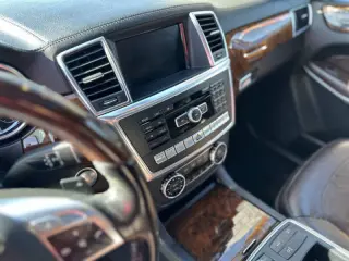 2013 Mercedes-Benz GL-Class GL 550 4MATIC