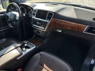 2013 Mercedes-Benz GL-Class GL 550 4MATIC