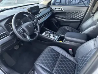 2022 Mitsubishi Outlander SEL Special Edition