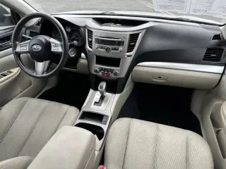2010 Subaru Legacy 2.5i