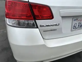 2010 Subaru Legacy 2.5i