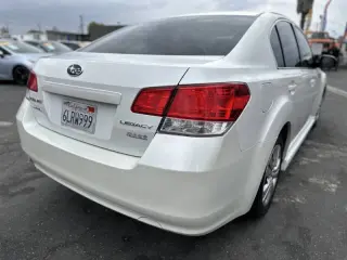 2010 Subaru Legacy 2.5i