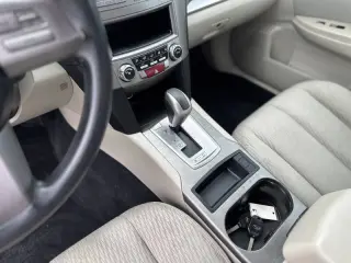 2010 Subaru Legacy 2.5i