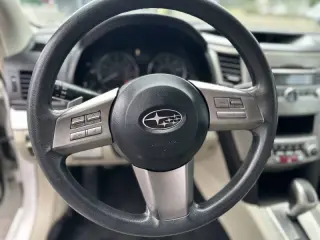 2010 Subaru Legacy 2.5i