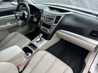 2010 Subaru Legacy 2.5i