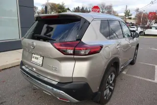 Nissan Rogue 2022 AWD Platinum 4dr Crossover