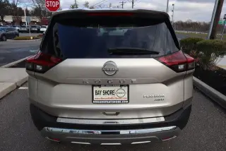 Nissan Rogue 2022 AWD Platinum 4dr Crossover