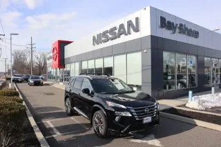 Nissan Rogue 2025 Platinum 4dr Crossover