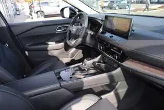 Nissan Rogue 2025 Platinum 4dr Crossover