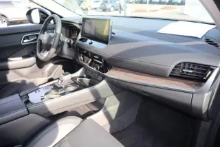 Nissan Rogue 2025 Platinum 4dr Crossover