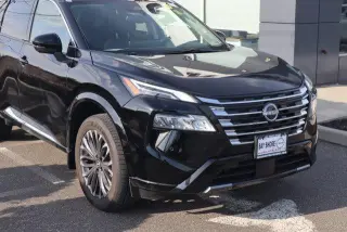 Nissan Rogue 2025 Platinum 4dr Crossover