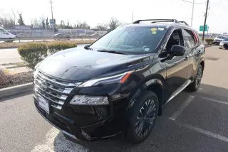 Nissan Rogue 2025 Platinum 4dr Crossover