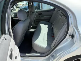 2005 Mercury Sable LS