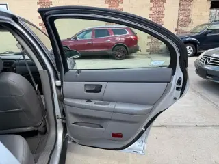 2005 Mercury Sable LS