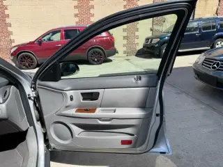 2005 Mercury Sable LS