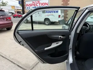 2010 Toyota Corolla Base 5-Speed MT