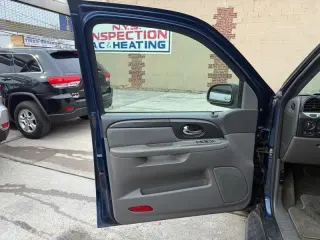 2004 GMC Envoy SLE 4WD