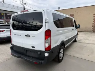 2017 Ford Transit 350 Wagon Low Roof XLT 60/40 Pass. 148-in. WB
