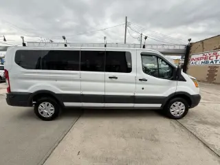 2017 Ford Transit 350 Wagon Low Roof XLT 60/40 Pass. 148-in. WB