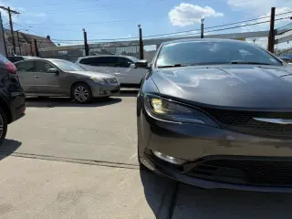 2015 Chrysler 200 S AWD
