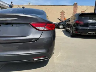 2015 Chrysler 200 S AWD