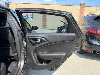 2015 Chrysler 200 S AWD