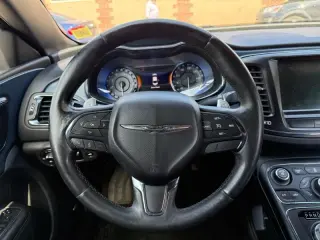 2015 Chrysler 200 S AWD