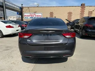 2015 Chrysler 200 S AWD