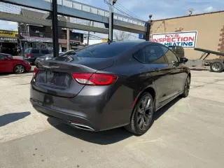 2015 Chrysler 200 S AWD