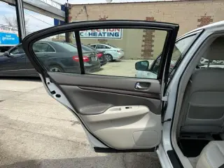 2010 Infiniti G Sedan G37x AWD
