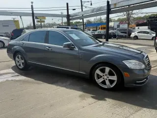 2011 Mercedes-Benz S-Class S550 4-MATIC