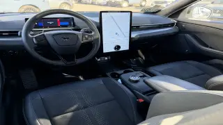 Ford Mustang Mach-E 2023 AWD GT SUV de 4 puertas