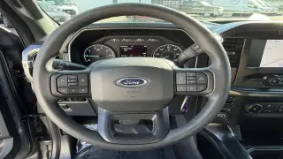 Ford F-150 2023 4x4 XL 4dr SuperCrew 5.5 ft. SB