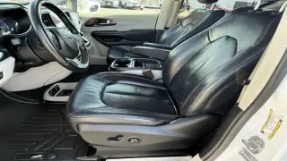 Chrysler Pacifica 2017 Touring-L 4dr Mini-Van