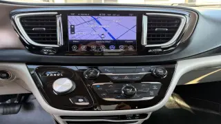 Chrysler Pacifica 2017 Touring-L 4dr Mini-Van