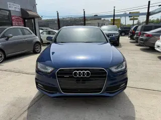 2015 Audi A4 2.0T Sedan quattro Tiptronic