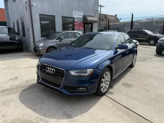 2015 Audi A4 2.0T Sedan quattro Tiptronic