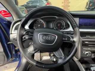2015 Audi A4 2.0T Sedan quattro Tiptronic