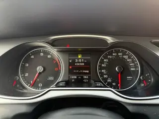 2015 Audi A4 2.0T Sedan quattro Tiptronic