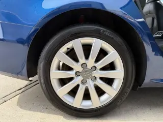 2015 Audi A4 2.0T Sedan quattro Tiptronic