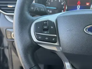 Ford Explorer 2023 XLT 4dr SUV