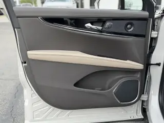 Lincoln Nautilus 2023 Reserve 4dr SUV