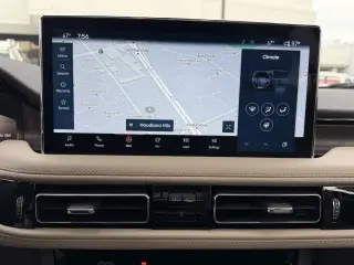 Lincoln Nautilus 2023 Reserve 4dr SUV