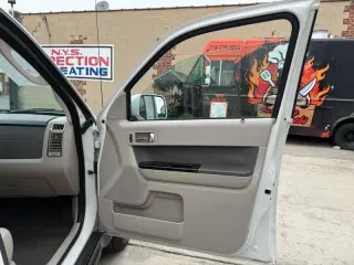 2009 Ford Escape Hybrid 4WD